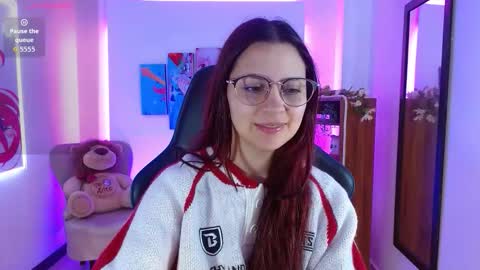 Alana Garcia  online show from December 1, 11:52 am