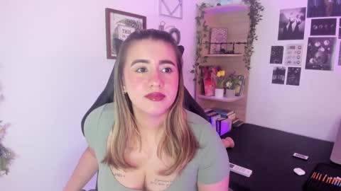 lanaherondale_ online show from September 15, 7:59 pm