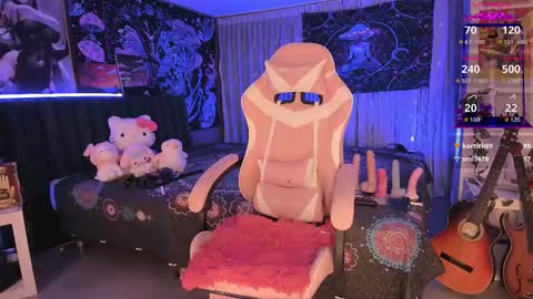 L A N A  online show from February 26, 8:28 am