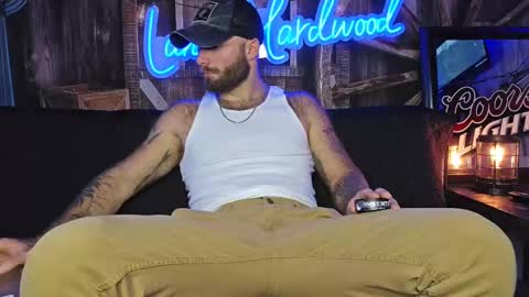 Snapshot of lancehardwood222 chatting on September 22, 12:15 am LANCE online show from September 22, 12:15 am