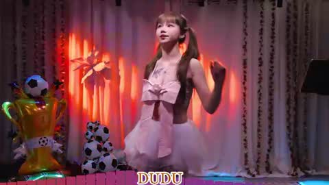 lankwaifong_cindy online show from June 20, 3:13 am