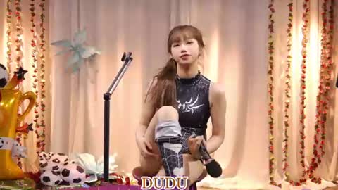 lankwaifong_cindy online show from July 4, 4:05 am