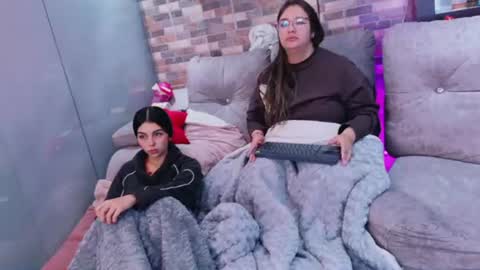 lanna_as online show from July 14, 10:32 am