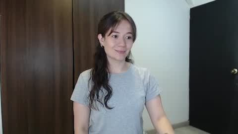 Lanna online show from June 26, 1:38 pm