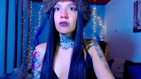 LANNIE   online show from May 8, 12:55 pm