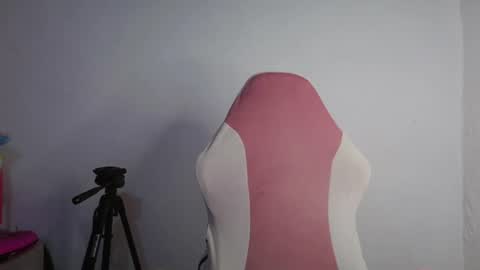 LARA online show from July 2, 9:47 am