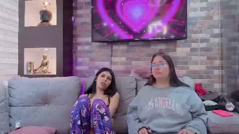lara_as online show from June 27, 1:50 pm