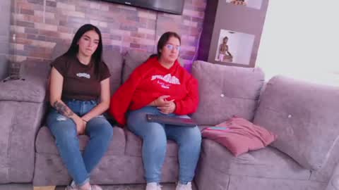 lara_as online show from July 8, 6:44 pm