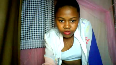 lara_belle online show from June 21, 10:43 am