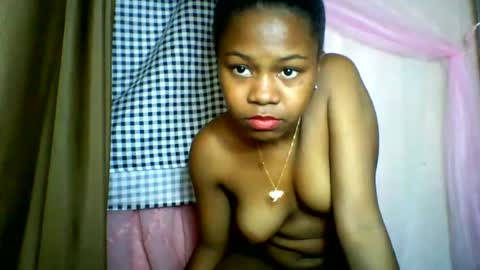 lara_belle online show from June 27, 4:02 pm
