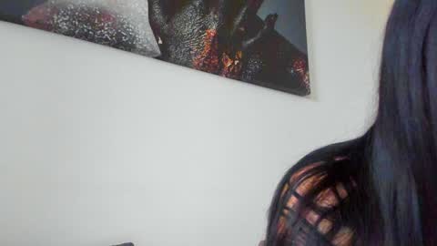 Snapshot of lara_squirtx chatting on February 7, 9:16 am Lara online show from February 7, 9:16 am