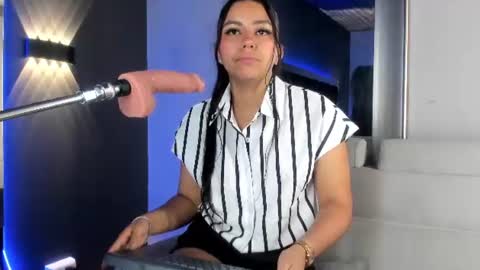 Lara online show from July 31, 10:11 pm