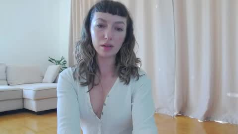 LaraKanes online show from March 9, 10:31 am