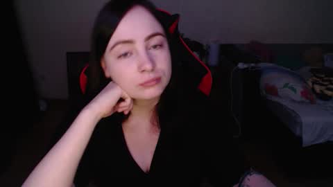 Laralianna online show from February 23, 10:45 pm