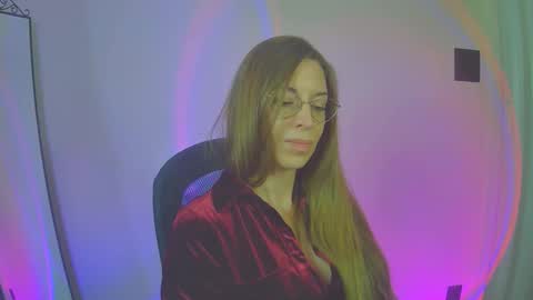 larawintersxxx online show from October 27, 8:53 pm