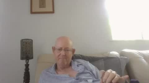 largerthan-   say hi on entry online show from January 17, 11:35 pm