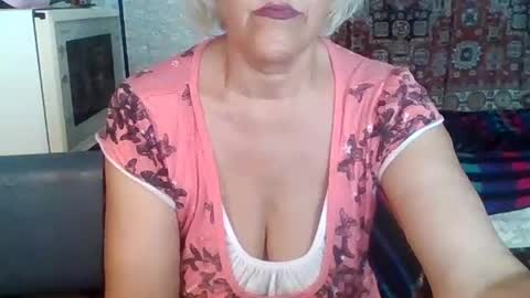 larisaq4ugo24 online show from July 3, 1:16 pm