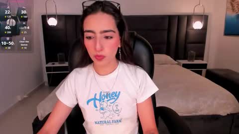 Larisa Smirnov online show from March 6, 5:17 am