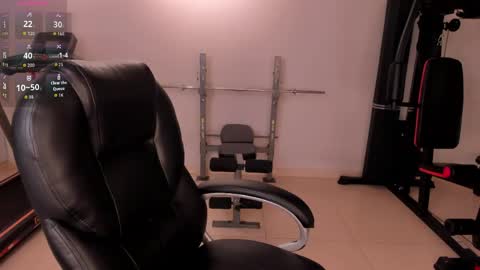 Larisa Smirnov online show from March 14, 5:11 am