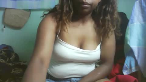 larissa645771 online show from November 15, 4:36 am