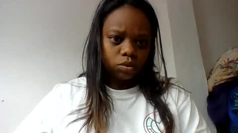 larissa645771 online show from July 9, 9:13 am