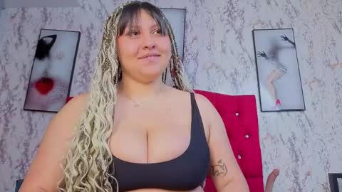 larissa_antonella online show from April 24, 4:03 am