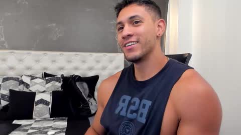 andrew online show from November 13, 1:47 pm