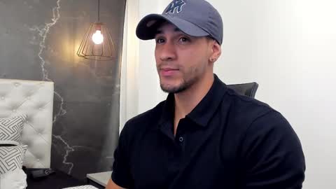 andrew online show from November 21, 1:53 pm