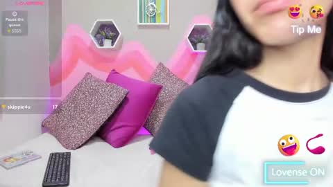 Tania  online show from August 4, 1:18 pm