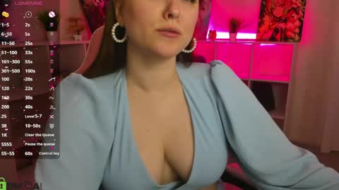 Leslie GTM2 Mon Tue Sat  0300am-1000am Thu and Sun 0900am-1600pm. online show from May 2, 12:38 am