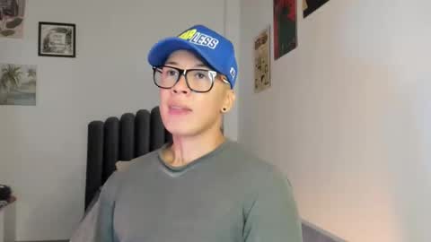 lass_nazar online show from October 28, 1:17 am