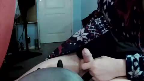 latexchris77 online show from February 21, 11:11 am