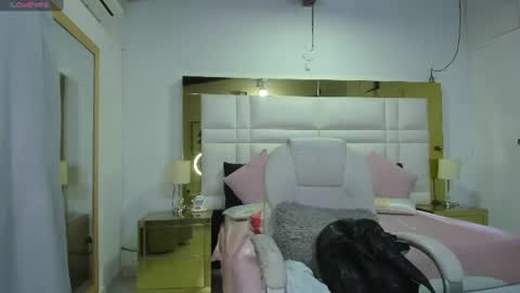 Johana y Santiago online show from July 25, 3:04 am