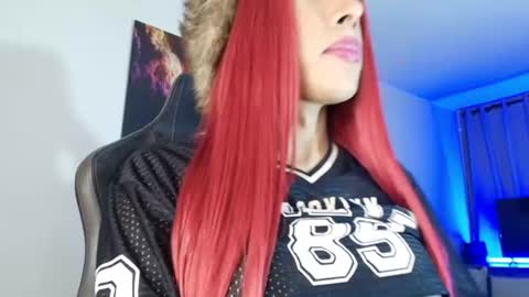 instagramlatin goddessx   im nikoll online show from June 13, 9:20 am