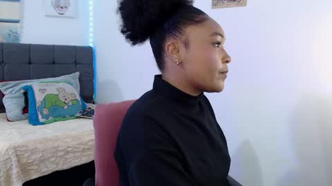 karen online show from April 25, 4:47 am