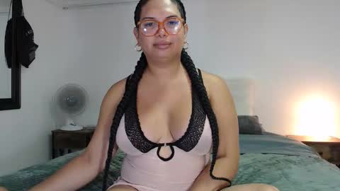Snapshot of latinaflower_ts chatting on October 12, 5:48 pm FLOR SALVAJE online show from October 12, 5:48 pm