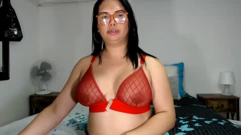 FLOR SALVAJE online show from June 17, 8:58 pm