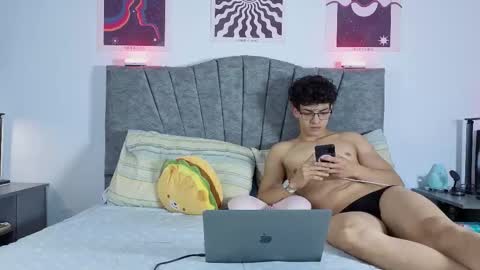 Logan online show from March 7, 3:39 am