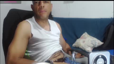 latinmartin254 online show from May 9, 12:05 am