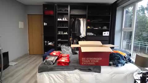 sam online show from February 4, 11:58 am