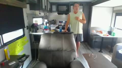 latniter online show from October 26, 7:35 pm