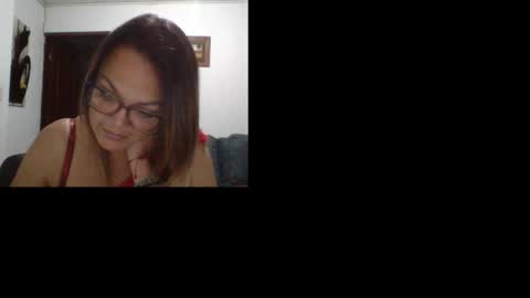 Laura online show from February 3, 8:35 pm