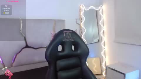 laulin_tay online show from July 22, 3:30 am