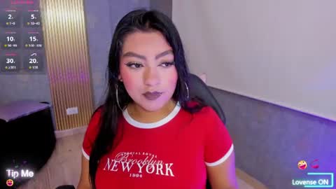 laulin_tay online show from June 24, 3:13 am