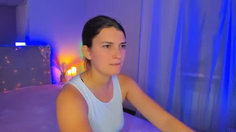 Laura online show from July 28, 11:17 am