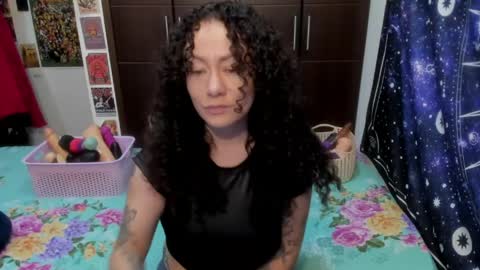  Wen  online show from April 29, 5:07 pm