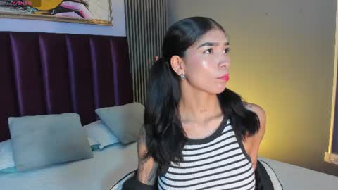 Laura online show from June 16, 11:58 am