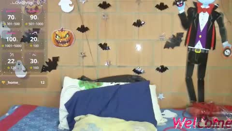 Laura online show from October 28, 11:44 am