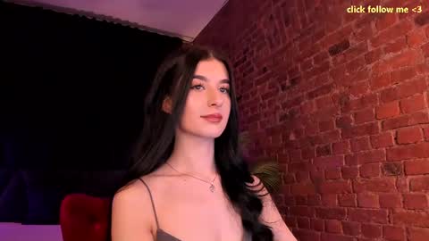 Laura online show from July 23, 8:28 pm