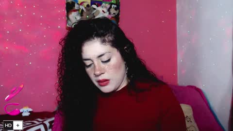 weedcam Curly Laura OF    online show from March 26, 11:26 am